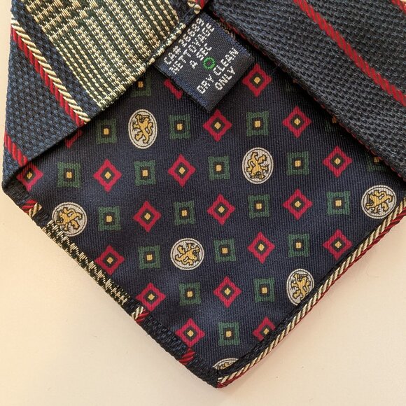 Vintage Tommy Hilfiger Blue, red and cream Striped Silk Tie - Made in USA - Picture 8 of 9
